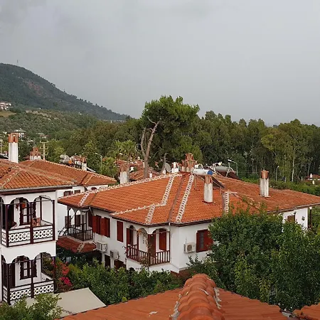 Santo Ula