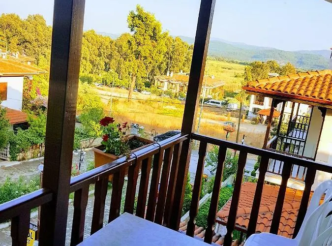 Santo فندق اكياكا